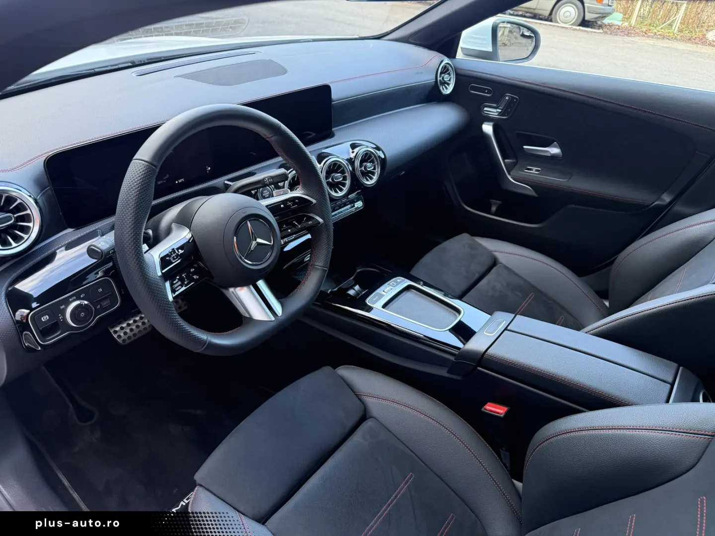 MERCEDES-BENZ CLA 200 AMG Premium