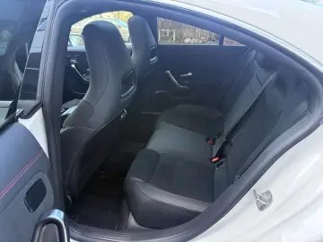 MERCEDES-BENZ CLA 200 AMG Premium