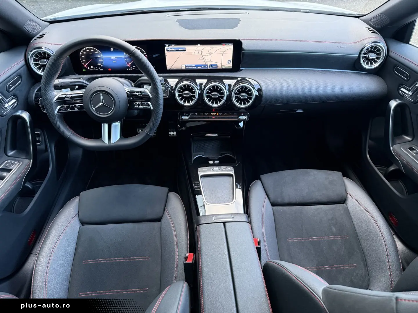 MERCEDES-BENZ CLA 200 AMG Premium