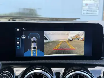 MERCEDES-BENZ CLA 200 AMG Premium