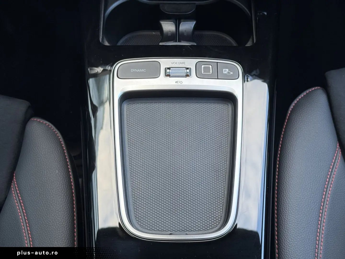 MERCEDES-BENZ CLA 200 AMG Premium