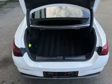 MERCEDES-BENZ CLA 200 AMG Premium