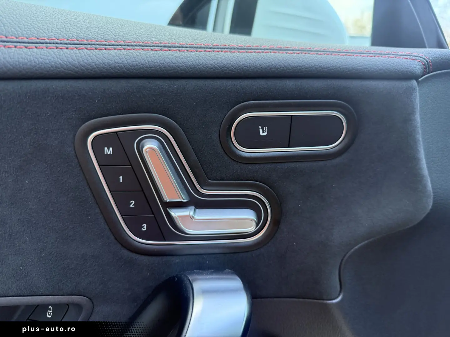 MERCEDES-BENZ CLA 200 AMG Premium