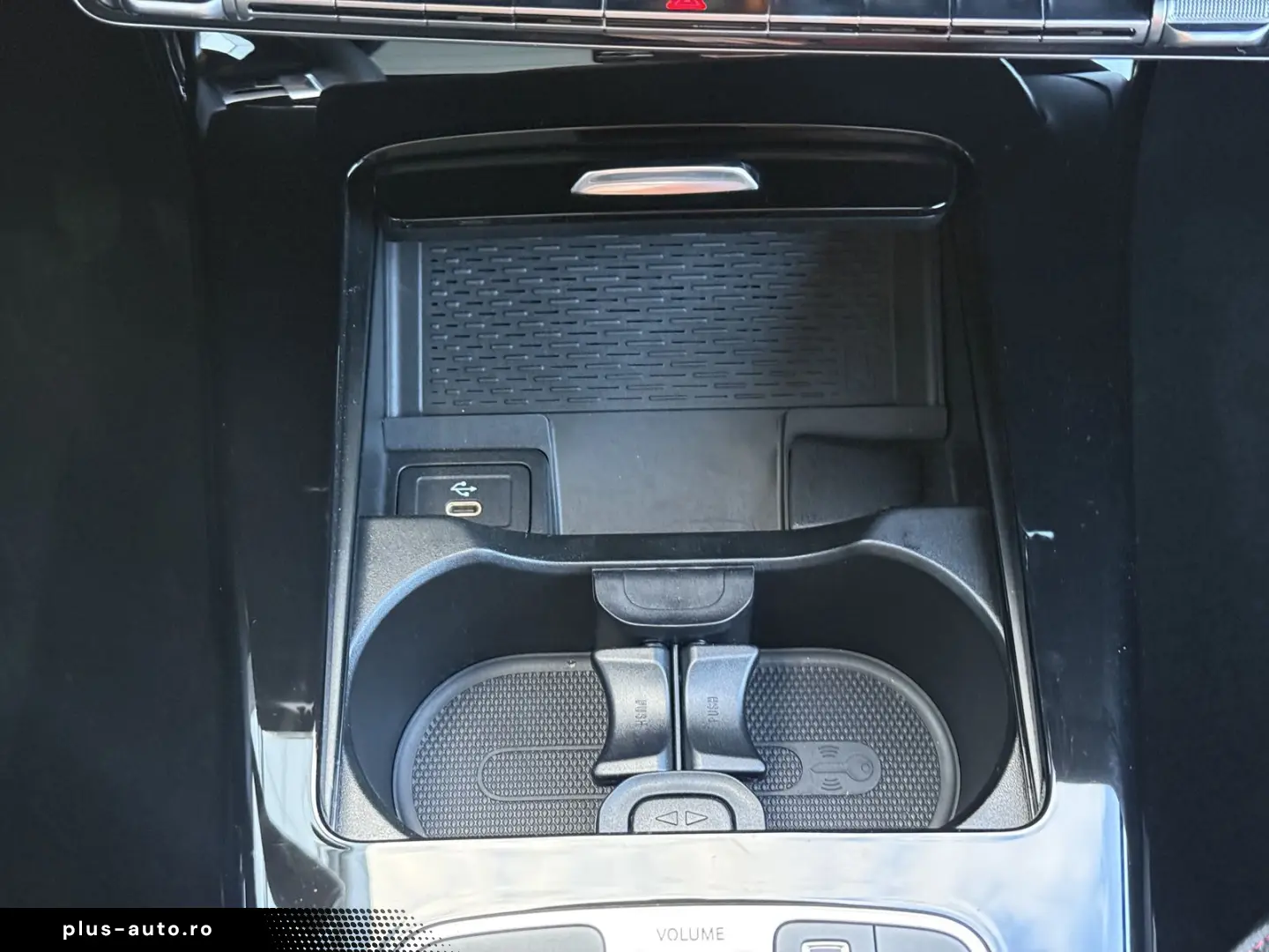 MERCEDES-BENZ CLA 200 AMG Premium