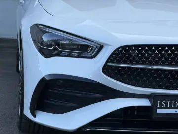 MERCEDES-BENZ CLA 200 AMG Premium