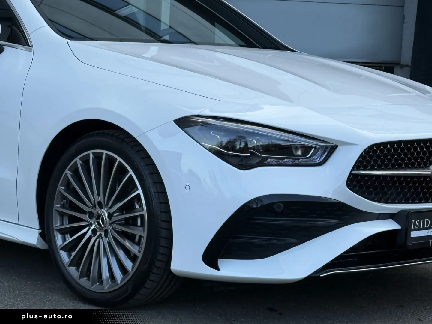 MERCEDES-BENZ CLA 200 AMG Premium