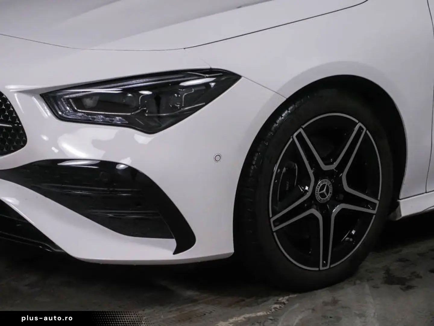 MERCEDES-BENZ CLA 200 AMG