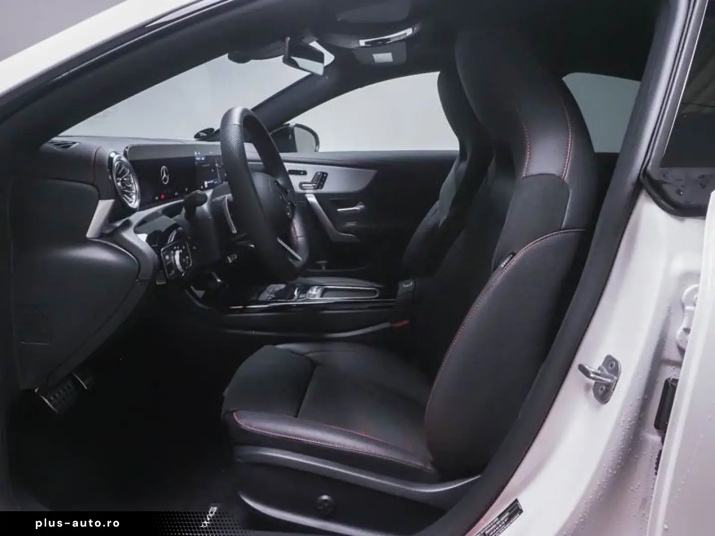 MERCEDES-BENZ CLA 200 AMG