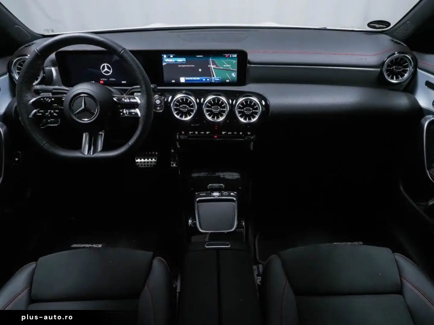 MERCEDES-BENZ CLA 200 AMG