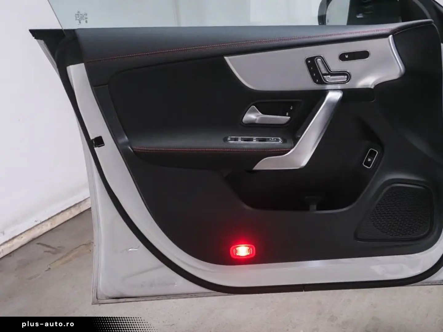 MERCEDES-BENZ CLA 200 AMG