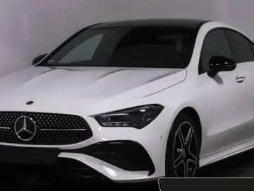 MERCEDES-BENZ CLA 200 AMG