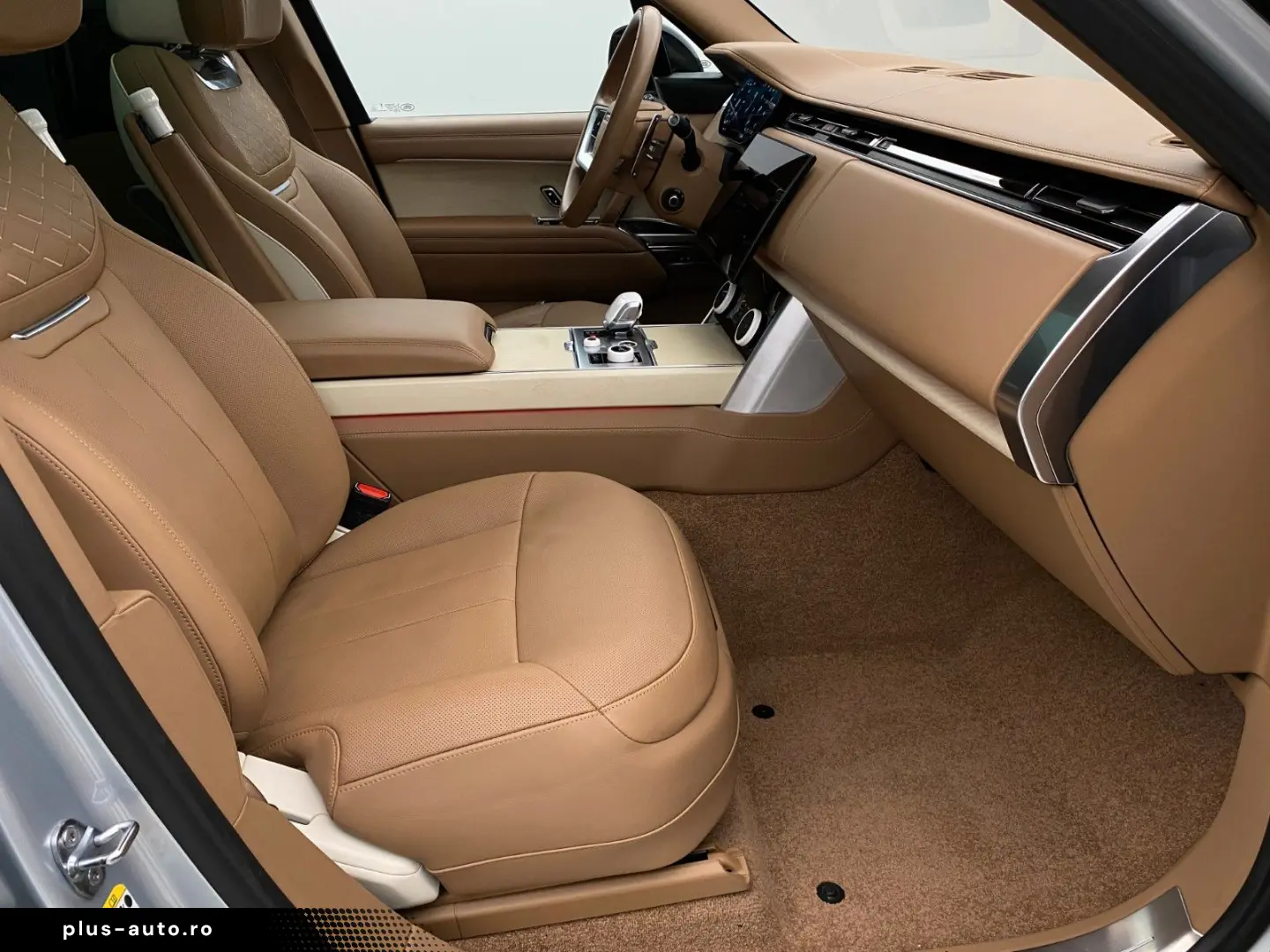 LAND ROVER Range Rover SV P530