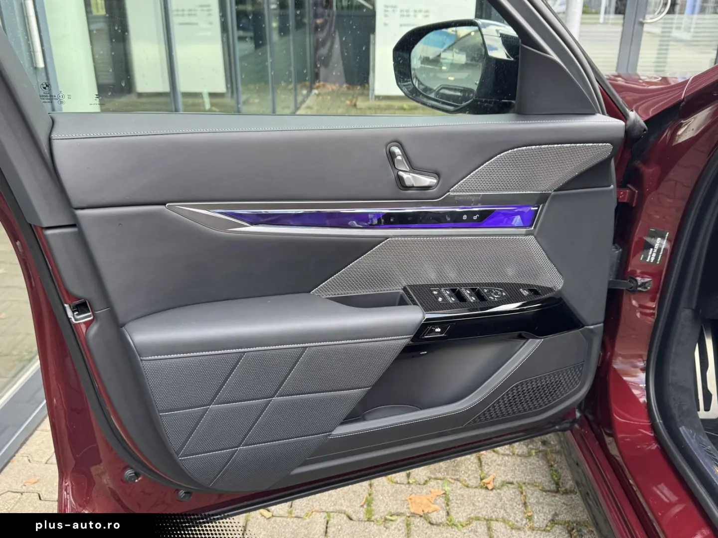 BMW M760e xDrive M Sport PANO-SKY Autom.Tür Massage