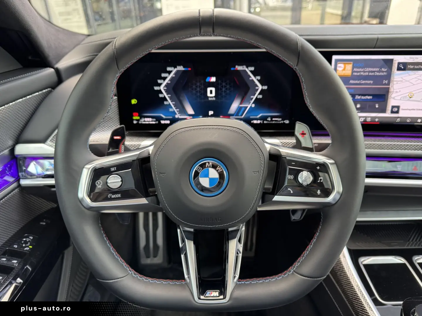 BMW M760e xDrive M Sport PANO-SKY Autom.Tür Massage