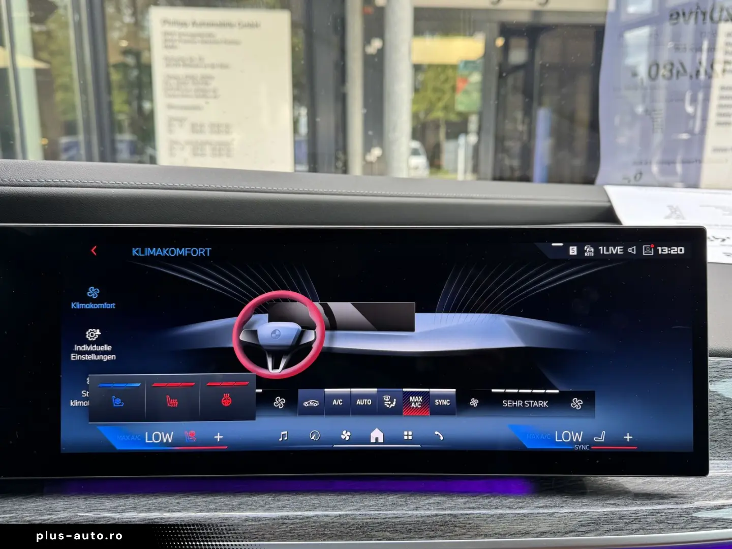 BMW M760e xDrive Autm.Tür PANO-SKY B&W PA-Pro 2 99%