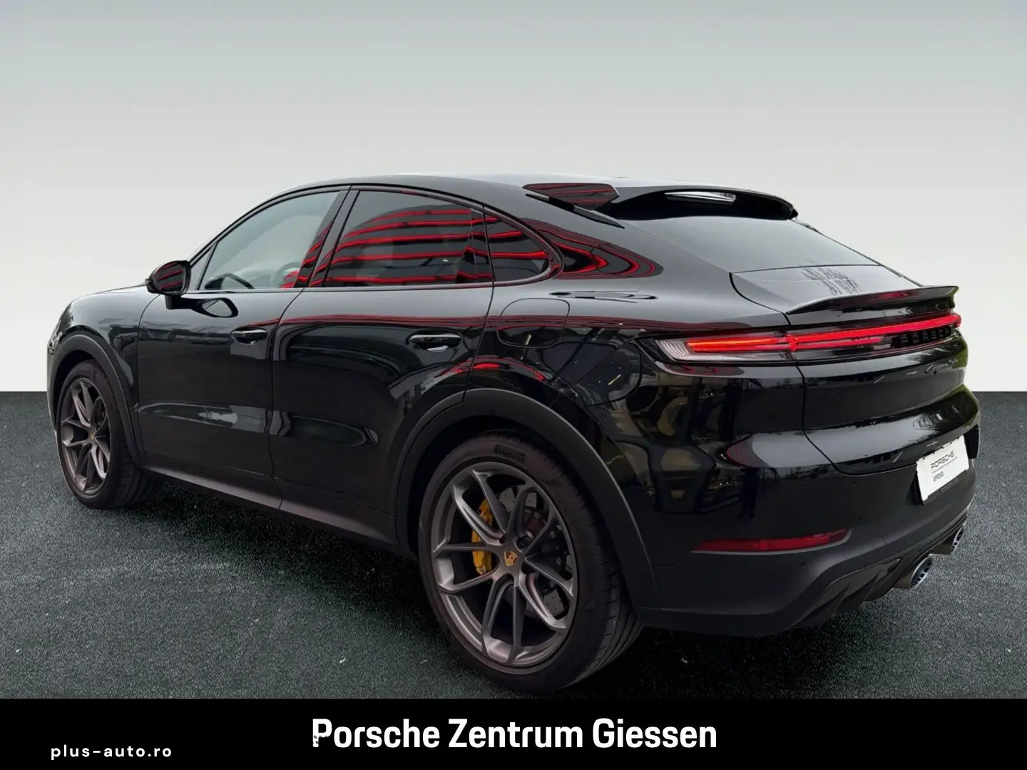 PORSCHE Cayenne Turbo E-Hybrid Coupe mit GT-Paket 22-Zol