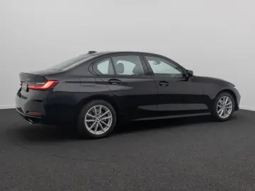 BMW 318i LED DAB PDC Cockpit  DigitalDisp