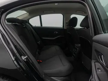 BMW 318i LED DAB PDC Cockpit  DigitalDisp