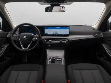 BMW 318i LED DAB PDC Cockpit  DigitalDisp