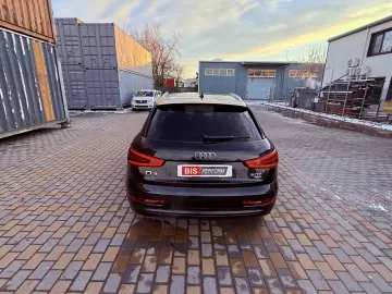 Audi Q3 2.0 TFSI S Tronic quattro