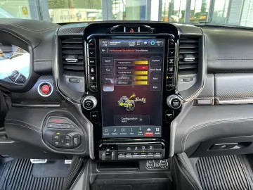 DODGE RAM TRX 6.2 Supercharged 360 -Kamera HUD
