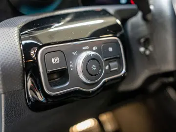 MERCEDES-BENZ CLA 250 e Coupé AMG Sport Advanced  LE&hellip;