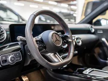 MERCEDES-BENZ CLA 250 e Coupé AMG Sport Advanced  LE&hellip;