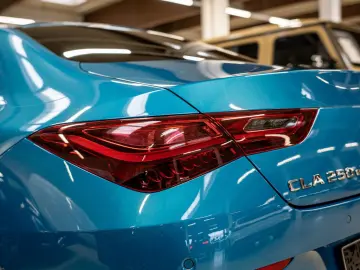 MERCEDES-BENZ CLA 250 e Coupé AMG Sport Advanced  LE&hellip;