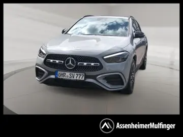MERCEDES-BENZ GLA 180  MBUX AMG Wide Navi AHK SpurW W-Paket