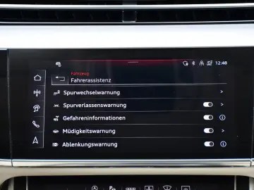 AUDI A8 50TDI Lang Exclusive Night.V B&O 3xTV Pano