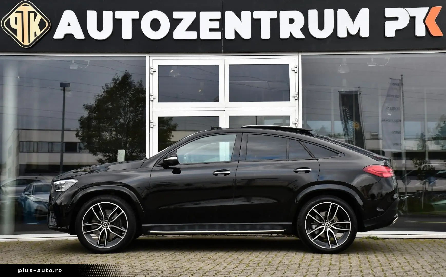 MERCEDES-BENZ GLE 450 d 4M AMG -PAKET Pano Head Up Burmester