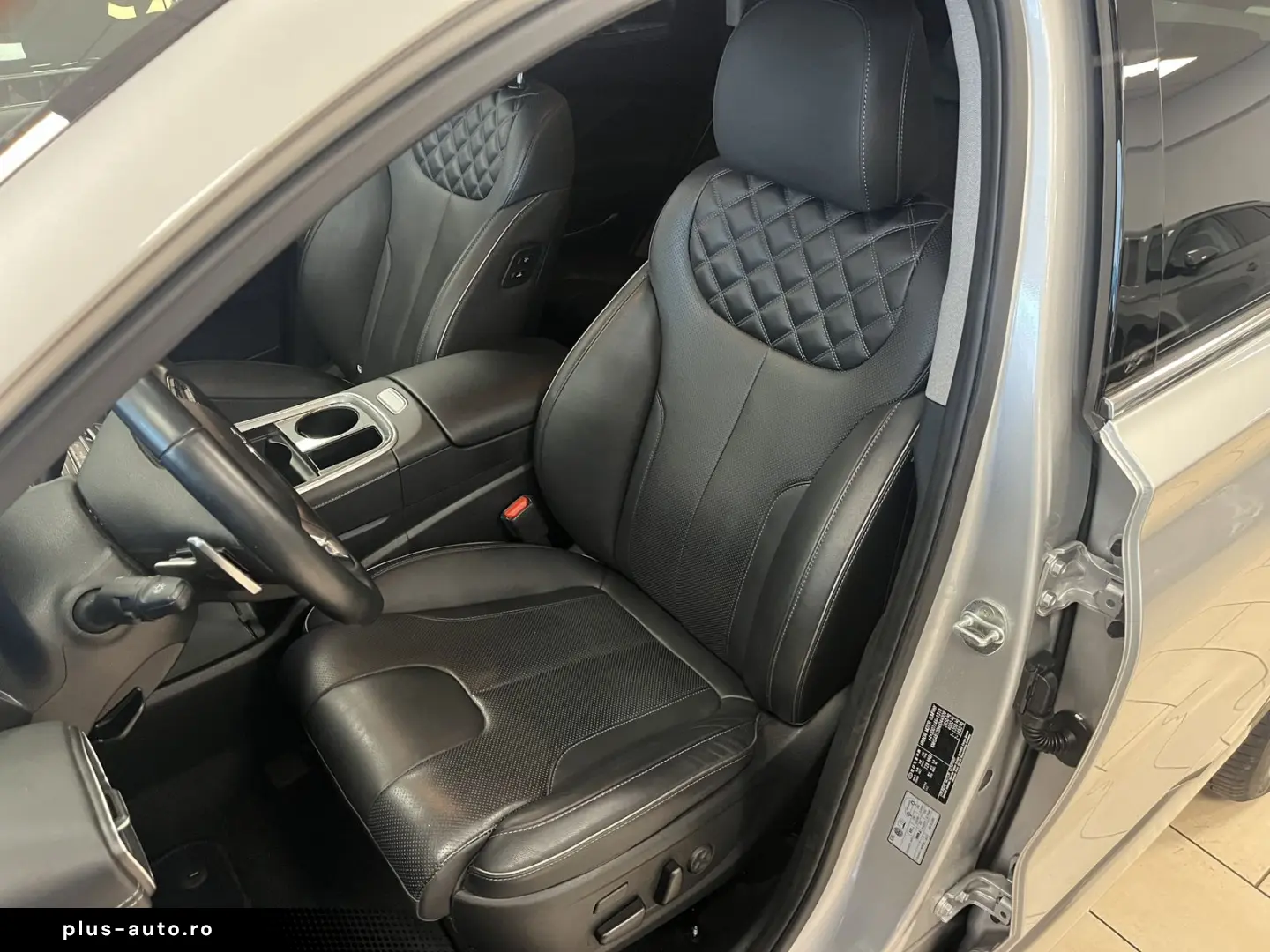 HYUNDAI Santa Fe Prime Plug-In Hybrid 4WD AHK Krell ACC