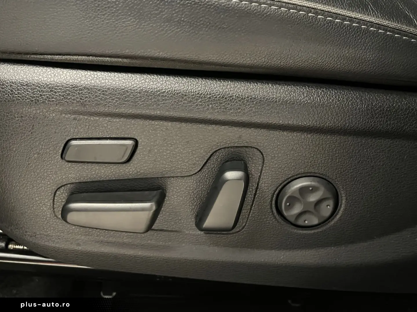 HYUNDAI Santa Fe Prime Plug-In Hybrid 4WD AHK Krell ACC