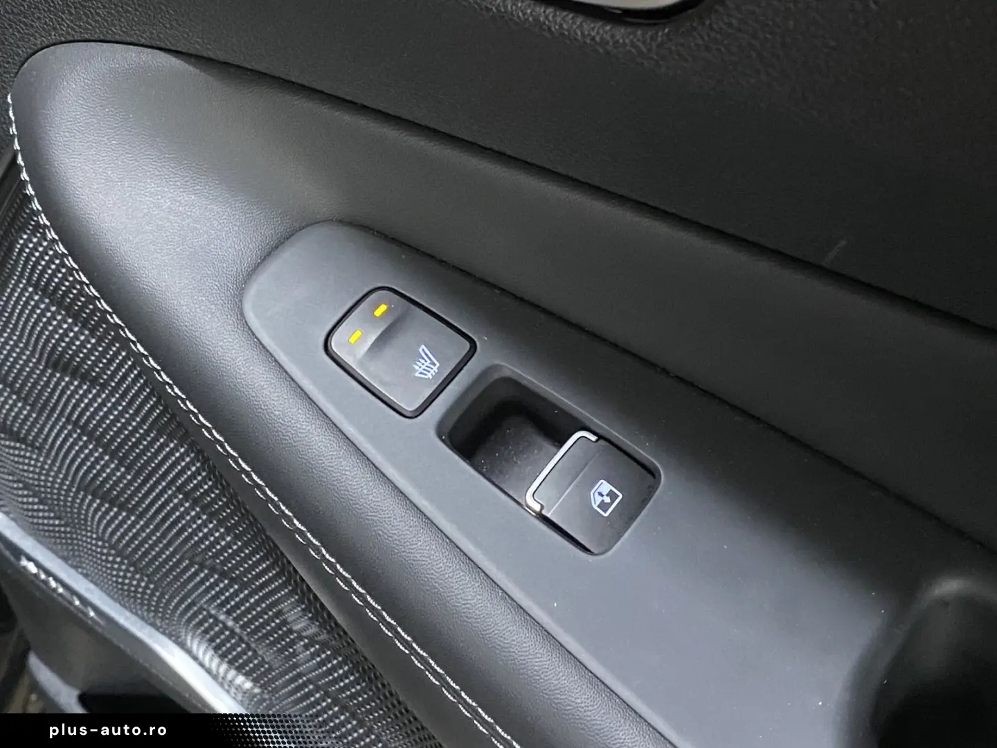 HYUNDAI Santa Fe Prime Hybrid 4WD Pano. HUD Leder LED