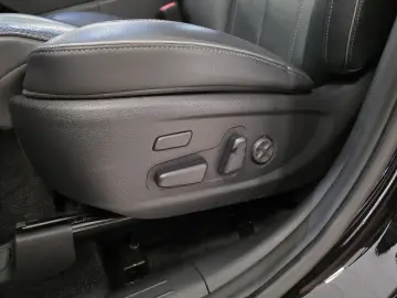 HYUNDAI Santa Fe Prime 4WD Pano Leder HUD 360 Cam LED SH