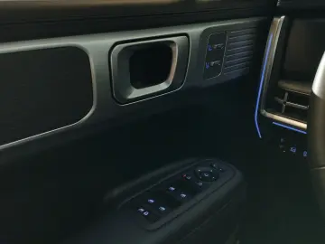 HYUNDAI SANTA FE 1.6 T-GDI INTRO