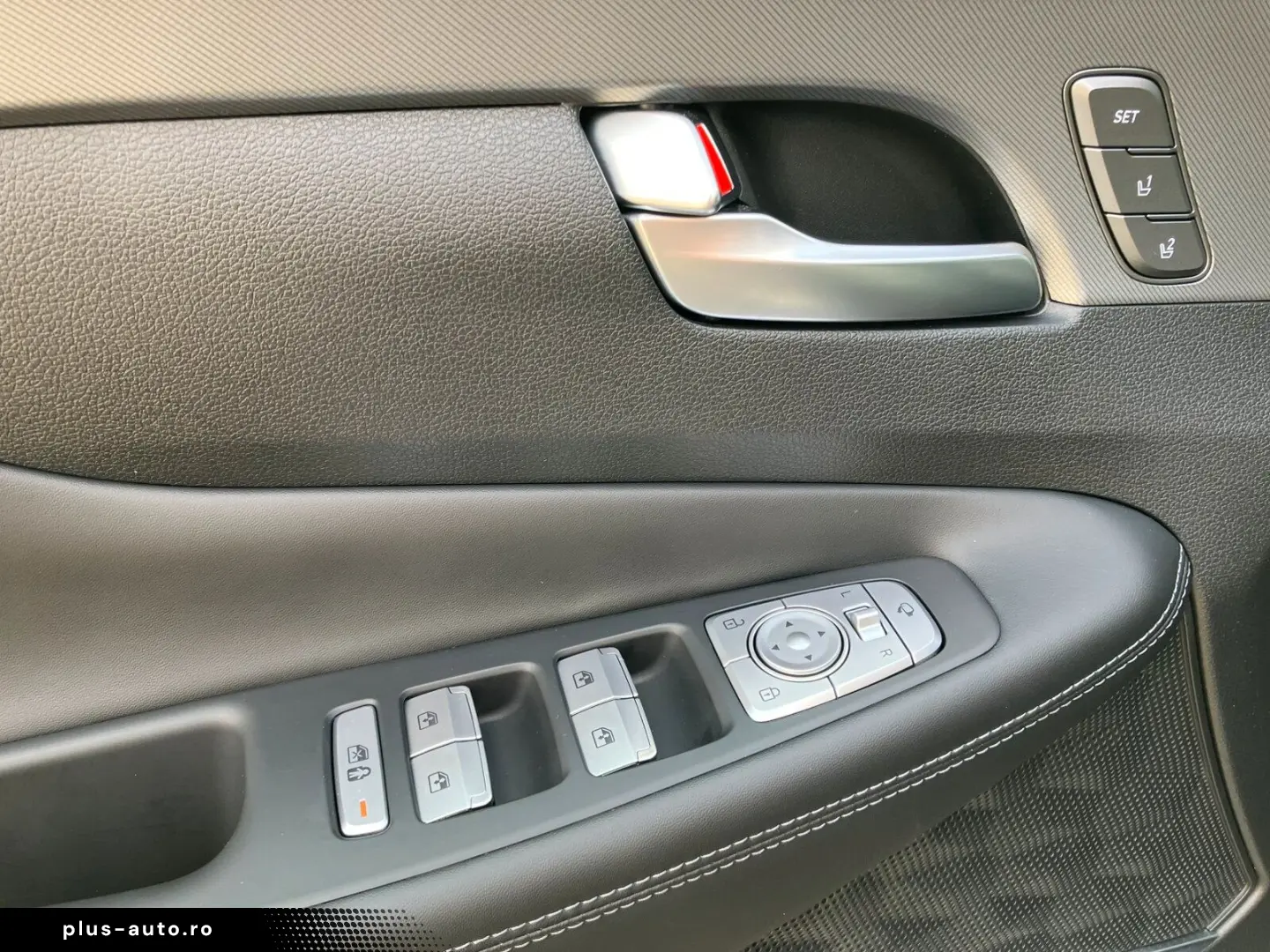 HYUNDAI Santa Fe 1.6 T-GDI Signature PHEV 4WD Krell 360