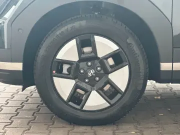 HYUNDAI SANTA FE INTRO HEV 215PS 4WD Navi Nappa Leder!