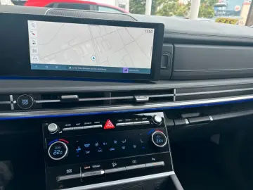 HYUNDAI SANTA FE INTRO HEV 215PS 4WD Navi Nappa Leder!