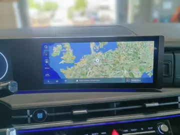 HYUNDAI SANTA FE HEV 1.6 AT 4WD Signature Komf.P Tech-P