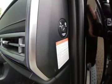 HYUNDAI SANTA FE HEV SIGNATURE TRITTBRETTER KAMERA LED K