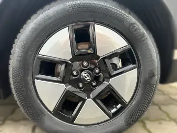 HYUNDAI Santa Fe HEV MY25 1.6 T-GDI Aut. 4WD INTRO  LED