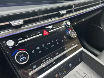 HYUNDAI Santa Fe HEV MY25 1.6 T-GDI Aut. 4WD INTRO  LED