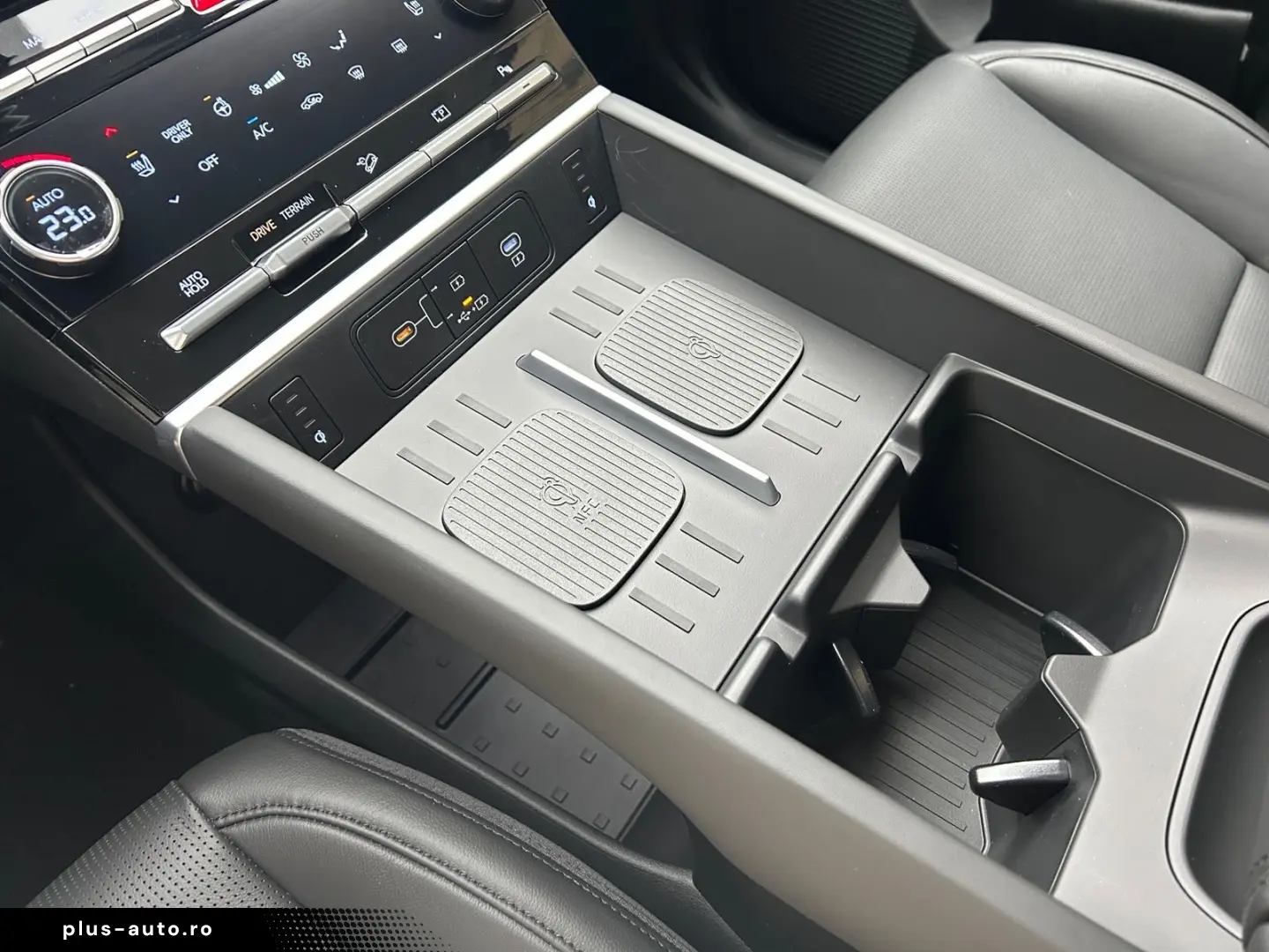 HYUNDAI Santa Fe HEV MY25 1.6 T-GDI Aut. 4WD INTRO  LED