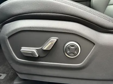 HYUNDAI Santa Fe HEV MY25 1.6 T-GDI Aut. 4WD INTRO  LED