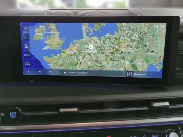 HYUNDAI SANTA FE PHEV 1.6 AT 4WD Signature Komf-P.Tech-P