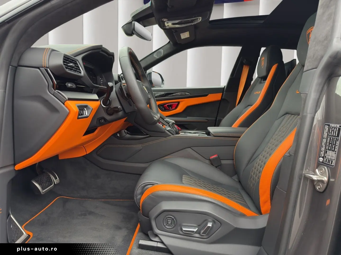 LAMBORGHINI Urus S 4.0 TV Selezione Garantie 27 Finanzierung