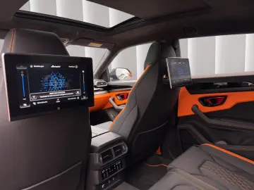 LAMBORGHINI Urus S 4.0 TV Selezione Garantie 27 Finanzierung