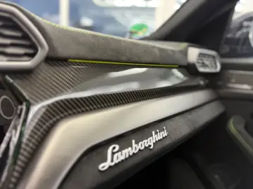 LAMBORGHINI Urus Performante  Pano Carbon Akrapovic Garantie