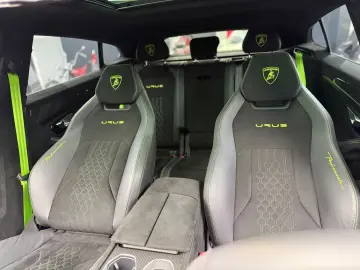 LAMBORGHINI Urus Performante  Pano Carbon Akrapovic Garantie